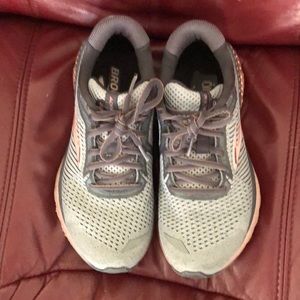 Brooks Adrenaline GTS